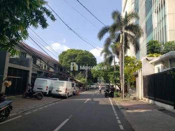 Turun Harga, Dijual Cepat  Rumah di Jl. Kramat, Kenari, Jakarta Pusat
