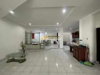 Dijual Rumah di Komplek Villa Polonia Indah Jalan