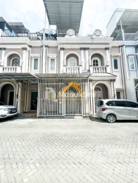 Dijual Villa  Komplek Cemara Asri Jalan Katalia