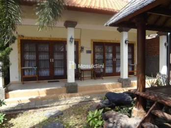 Dijual Villa Siap Huni 5 Bangunan 1 Lantai Puri Gading Jimbaran Bali