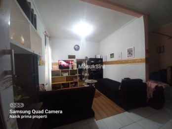 Dijual rumah lokasi bagus, komplek Puri Cipageran Indah 1