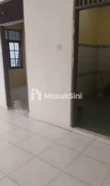 Dijual rumah murah 2,5lantai di Taman Modern Cakung Jakarta Timur siaphuni