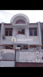 Dijual rumah murah 2lantai di Taman Modern Cakung