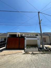Dijual rumah siap huni, plus furnish