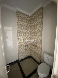 Disewakan Ruko 2 Lantai Bagus Untuk Kantor/ Usaha di Jalan Karawitan,