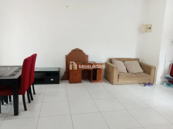 Disewakan rumah murah full furnished 2lantai di Cluster Alamanda JGC