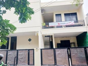 Jual Rumah + Kost2an di Jl. Bangka 3 Jakarta