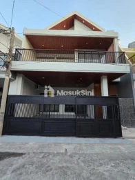 Jual Rumah Baru Shm di Jalan Babatan Pantai Barat
