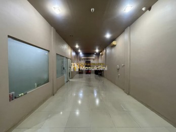 Jual Rumah Full Furnish di Komplek Setia Jadi Townhouse (Krakatau)