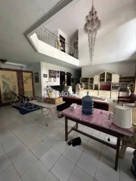 Jual Rumah Mewah Bagus di Komplek Elit Darmo Harapan Surabaya