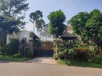Jual Rumah Mewah Luas Area Villa Puncak Tidar Malang