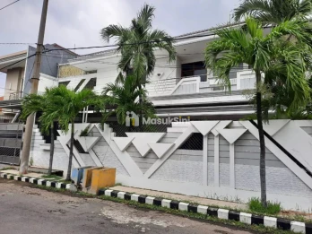 Jual Rumah Mewah Surabaya Shm Kawasan Dharmahusada Indah Utara