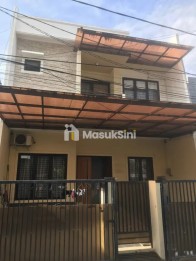 Jual Rumah Shm di Komplek Sunter Hijau Kota
