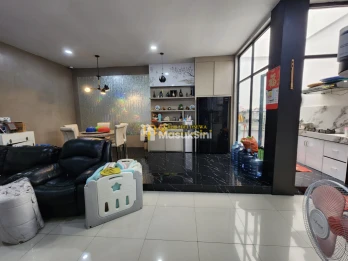 Jual Villa di Komplek Givency One Medan Type Versace Kondisi Siap Huni