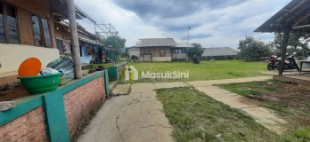 Kebun Alpukat Lengkap Dengan Kandang Sapi Domba dan Green House Di Lembang