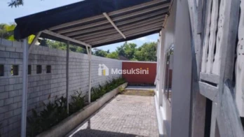 Kontrak Villa Klasik Wooden Style Hadap Timur 2