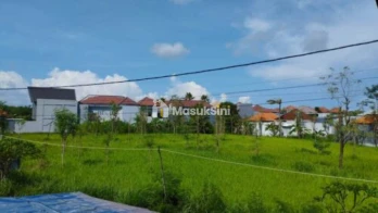 Kontrak Villa Klasik Wooden Style Hadap Timur 2 Lantai 3 Kamar Jimbaran