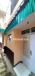 Kost 12 kamar Di Samping Kampus Widyatama Bandung