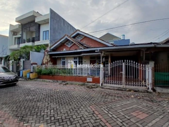 Murah Jual Rumah hitung Tanah SHM di Nirwana Eksekutif, Rungkut, Surabaya