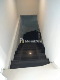 RUKO STRATEGIS 3 LANTAI DI JALAN TEUKU UMAR, DENPASAR – LOKASI PREMIUM