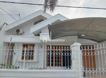 RUMAH 1 LANTAI DHARMAHUSADA SIAP HUNI DEKAT KERTAJAYA INDAH MANYAR GM MERR