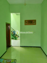 RUMAH 2 LANTAI LOKASI PERUMAHAN MONDOROKO MALANG