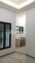 RUMAH BARU SIAP HUNI LOKASI BANDULAN