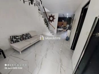 RUMAH CLUSTER Sejuk Dago Dengan Kolam Renang Di Bandung Utara