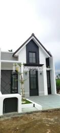 RUMAH MODERN FREE WATER HEATER LOKASI DEKAT RSUD