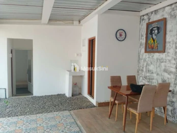 RUMAH SIAP HUNI 1 LANTAI LOKASI OMAVIEW