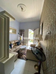 RUMAH SIAP HUNI 50 METER POROS JALAN SAWOJAJAR
