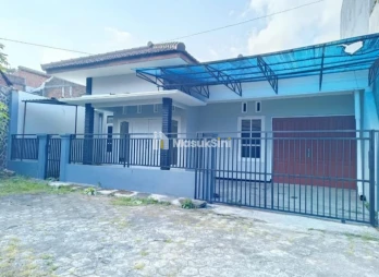 RUMAH SIAP HUNI 700 JUTA AN DEKAT KAMPUS UB