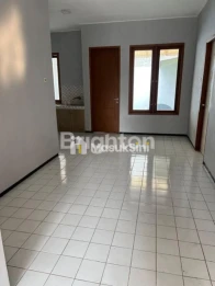 RUMAH SIAP HUNI, KONDISI BAGUS DAN BERSIH