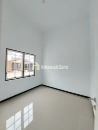 RUMAH SIAP HUNI LOKASI POROS TLOGOWARU KOTA MALANG
