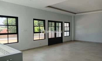Ruko Ekslusif 3 Lantai di Sayap Jl. Riau Martadinata Bandung