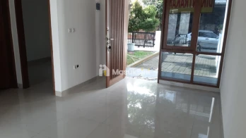 Rumah 1 Lantai di Komplek Antapani City, Siap Huni