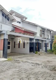 Rumah Disewakan di Yogyakarta Dekat Sleman City Mall, Monjali, Kampus UII