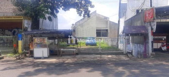 Rumah Hitung Tanah Utk Komersial di Jl. Cihampelas Bandung