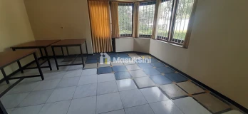 Rumah Kolonial Utk Komersial Super Strategis di Jl. Riau Martadinata Bdg