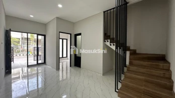 Rumah Kutisari Indah Siwalankerto Jemur Andayani Tenggilis Rungkut SHM Furn