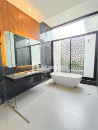 Rumah Mewah 5 Menit Dari Exit Tol Full Marmer Dengan Lift Dan Kolam Renang