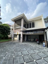 Rumah Mewah Selangkah Dari Kampus UB Dieng & Machung