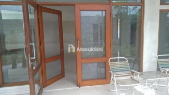 Rumah Mewah Tanah Luas Harga Super Murah di Sayap Jl. Supratman Bandung