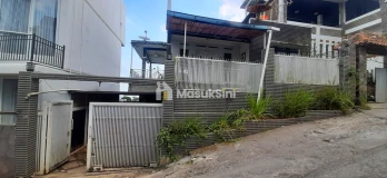 Rumah Serasa Villa View Kota Bandung di Bojongkoneng