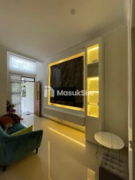 Rumah Sewa Dekat Exit Tol Sawojajar di Perumahan River Front