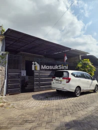 Rumah dijual di Omaview Atas Cemorokandang Kota