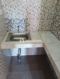 Rumah minimalis lokasi strategis 1 kmr 1 kmr mandi 1 dapur