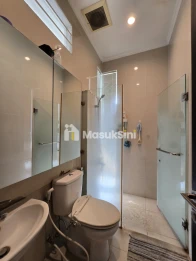 Rumah second disamping Toll Andara Cinere Depok