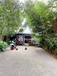 Villa Nuansa Etnik Industrial Dekat Waterboom Majalaya