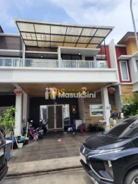 Villa Siap Huni Dijual di Komplek Givency One